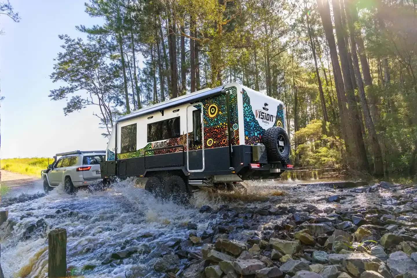 Elysium — 19'6–21'6 · Off-Road Luxury