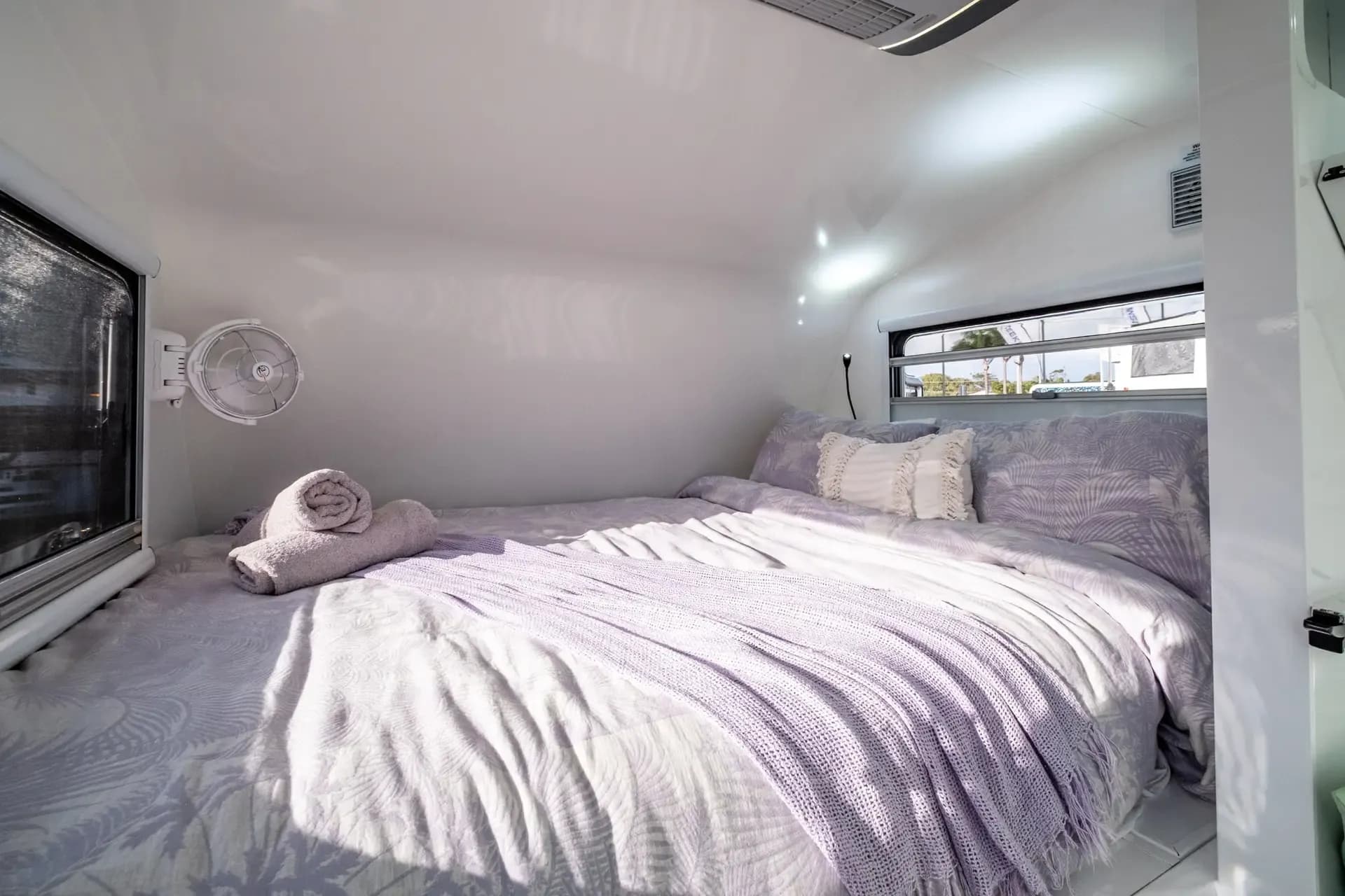 Main bed