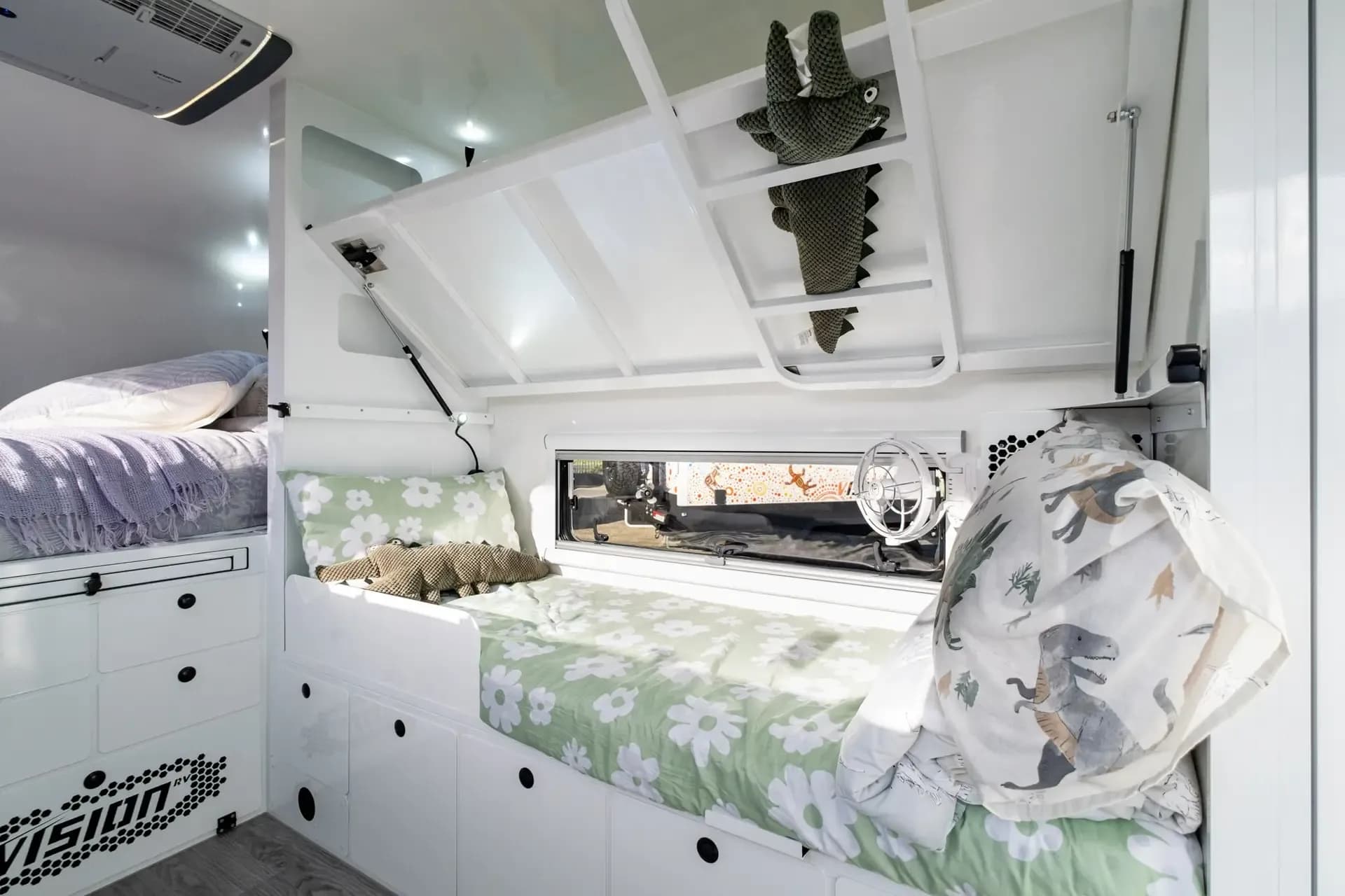 Bunk detail