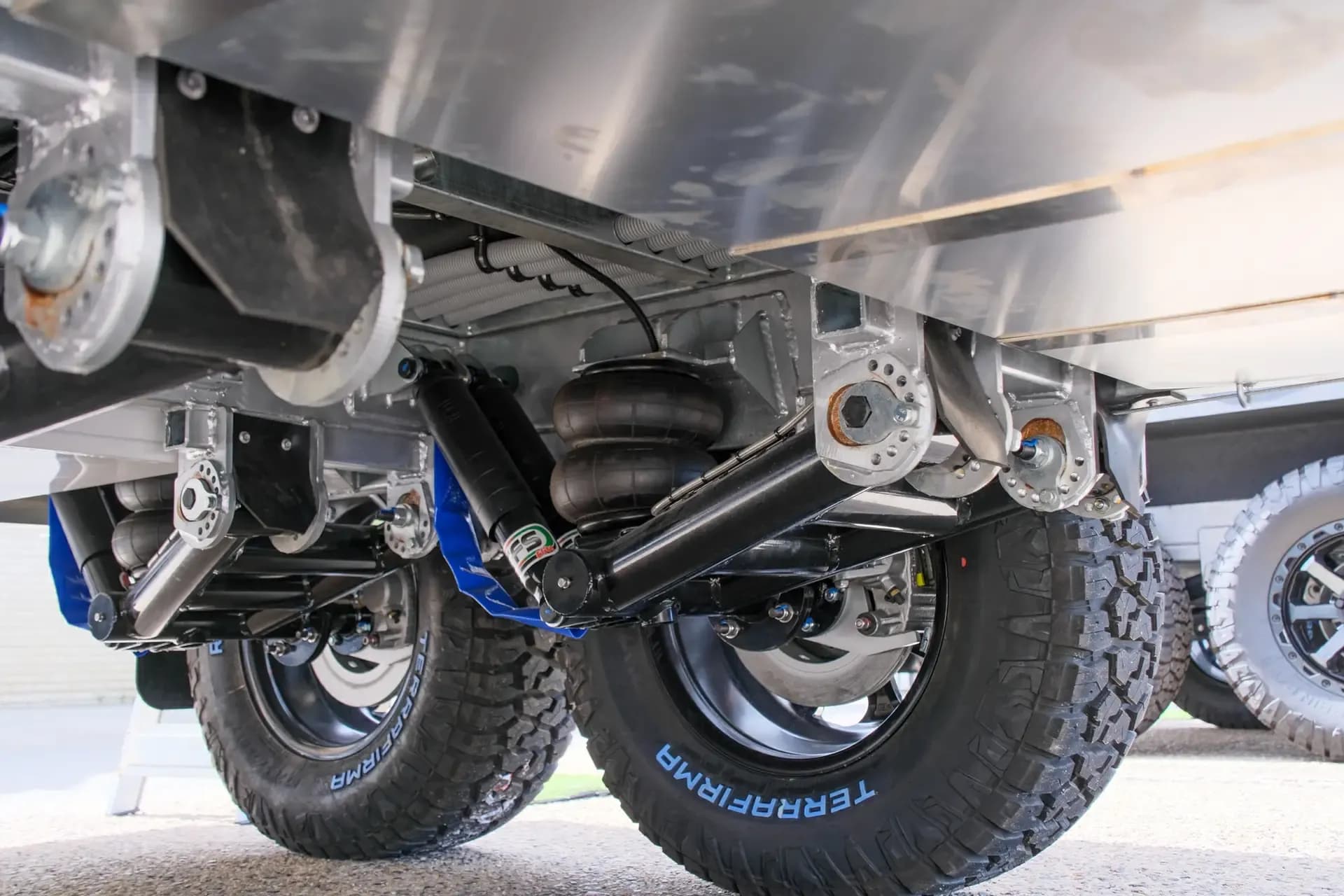 Airbag suspension, lifted