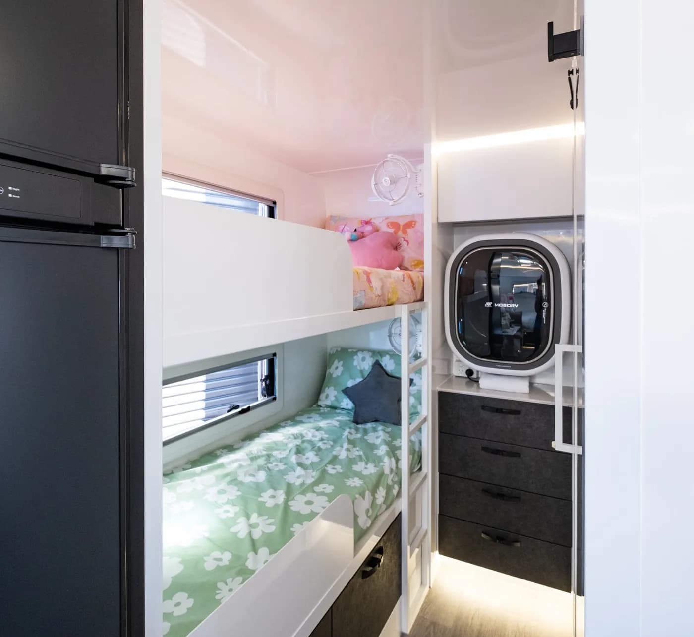 Double Bunk Elysium 19'6