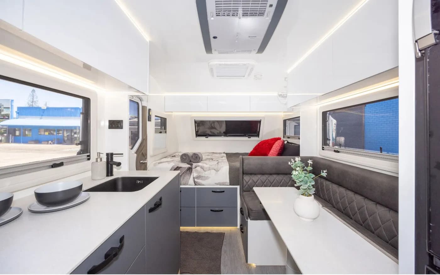 East West Bed Configuration in our 19'6 Elysium